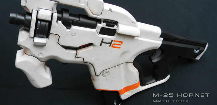 SMG M-25 Hornet - Pistola de Samara en Mass Effect 3